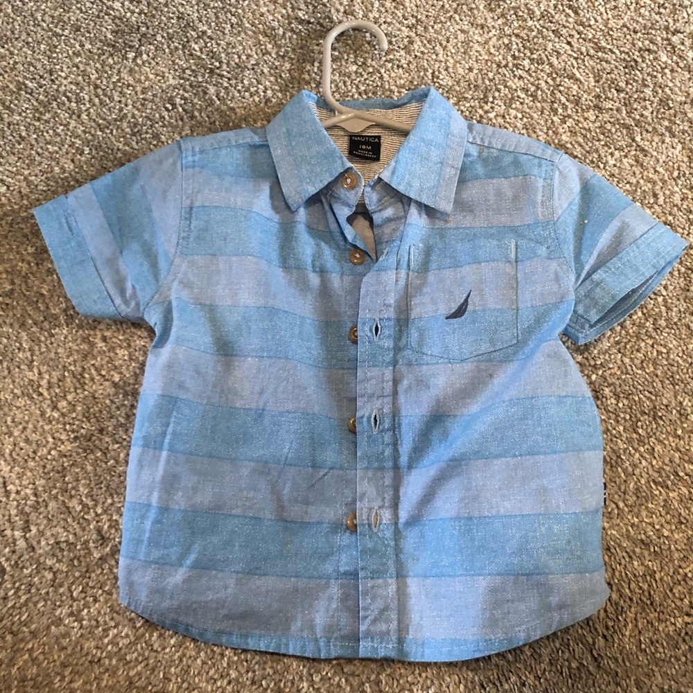Nautica boys button down shirt blue.